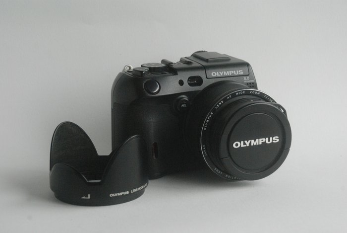 Olympus C-8080 wide zoom - #ccdcamera - Appareil photo numérique