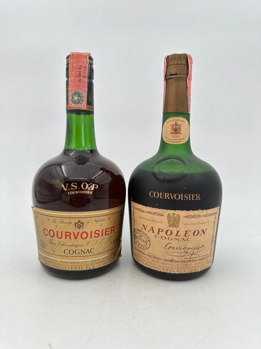 Courvoisier - Napoléon Nombre limité + VSOP  - b. década de 1970 - 73 cl - 2 garrafas