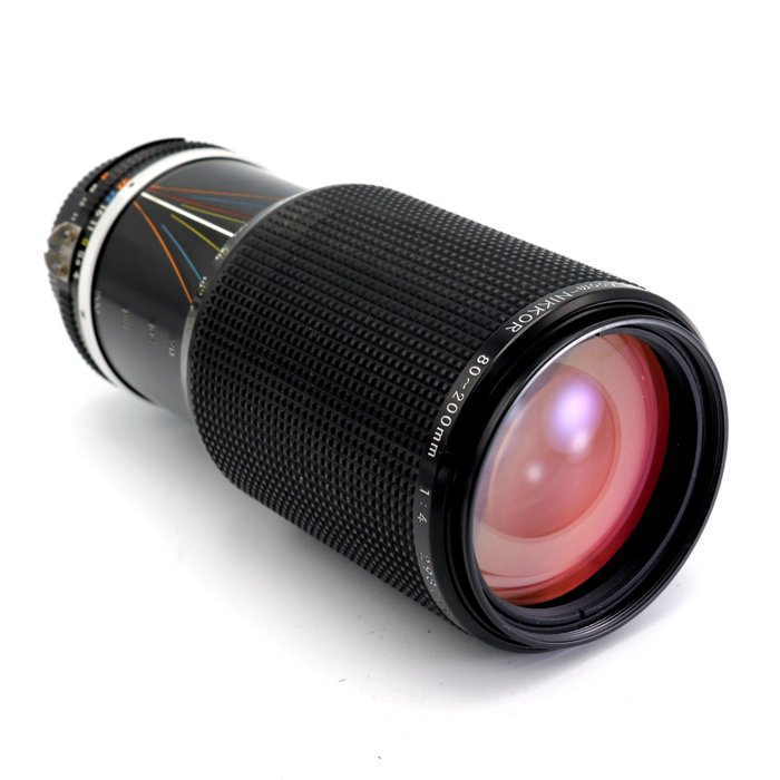 Nikon Zoom-NIKKOR 80-200mm f/4 Ai Objectif à focale variable