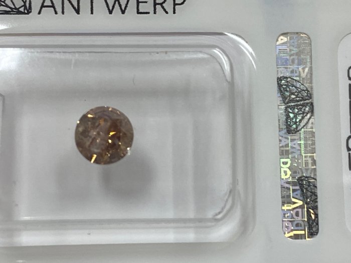 1 pcs 钻石 - 0.62 ct - 圆形 - Fancy yellowish brown - I2 内含二级, No reserve price