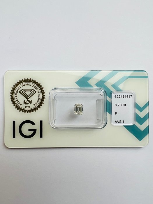 1 pcs 钻石  (天然)  - 0.70 ct - F - VVS1 极轻微内含一级 - 国际宝石研究院（IGI）