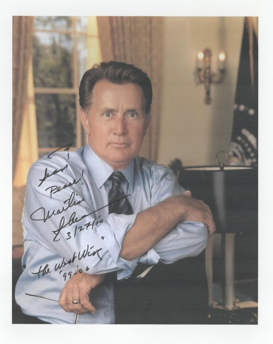 The West Wing - Martin Sheen (President Bartlett) - Signed Photo in Person [London Comic Con)