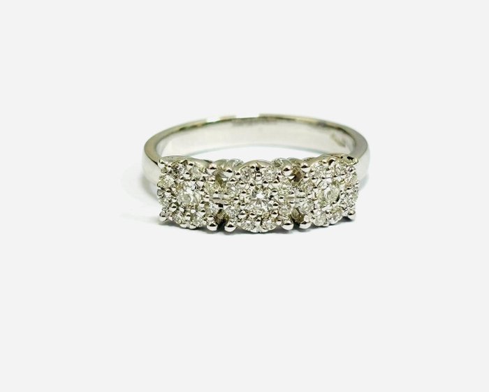 Ring - 18 kt. White gold -  0.80ct. tw. Diamond  (Natural) - Made in Italy