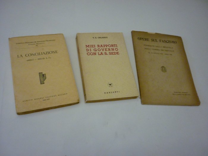 Italy - Mussolini The Conciliation + Relations (State Church) + bibliography - Military accessories