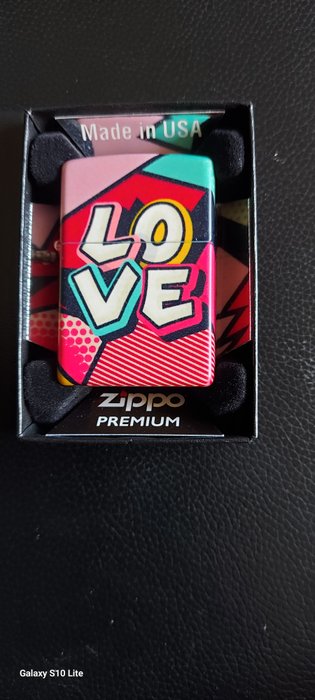 Zippo - Zippo 2023 love design Premium 540 - Lighter - Brass