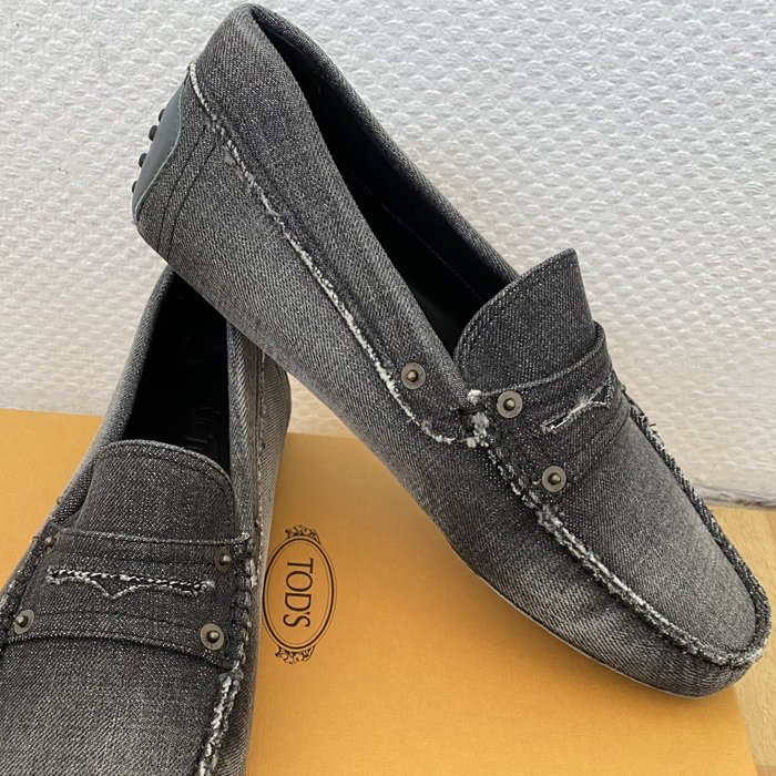 Tod's - Loafers - Storlek: Shoes / EU 41.5, UK 7,5, US 8,5