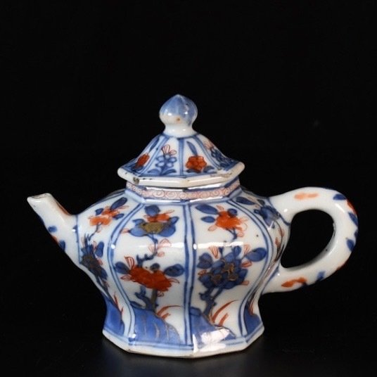 Teekanne - Achteckige Miniatur-Teekanne mit Blumendekor - Porzellan