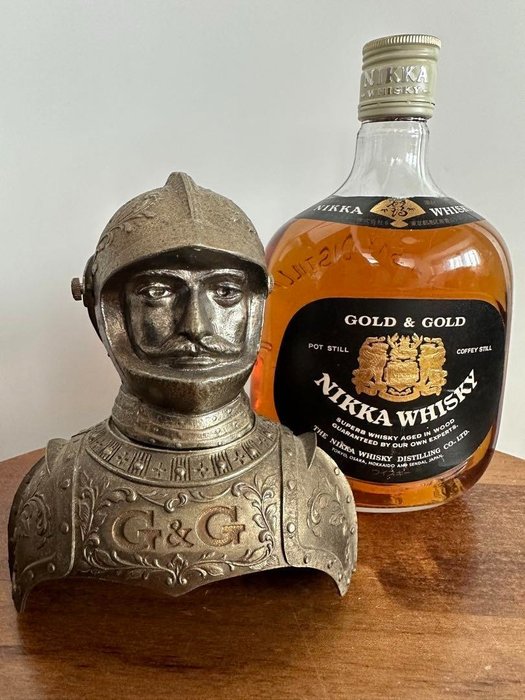 Nikka Gold & Gold with Knight Armor  - 760ml