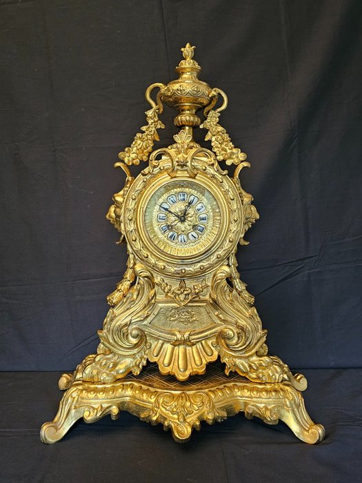 壁炉架时钟 - 路易十四世式风格 - 镀金青铜 - 1850-1900