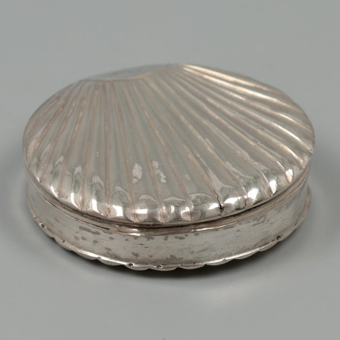 Johannes Petrus Sperna Weiland. (1831-1837). NO RESERVE. - Snuff box (1) - .833 silver