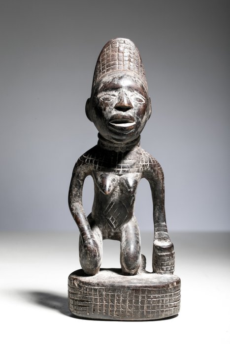 Figure d'ancêtre - Bakongo - République démocratique du Congo  (Sans Prix de Réserve)