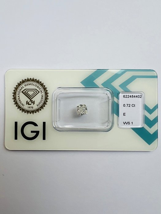 1 pcs Diamant  (Natürlich)  - 0.72 ct - Kissen - E - VVS1 - International Gemological Institute (IGI) - 3x Keine