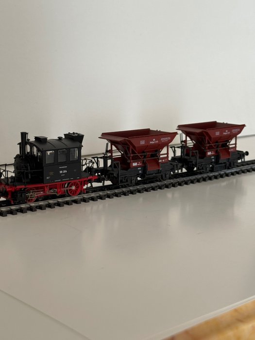 Roco H0 - 43257, 4334A - Ensemble de train (1) - BR 98 avec 2 wagones - DB