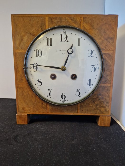 Mantel clock - Lenzkirch - Wood, Oak - 1900-1910