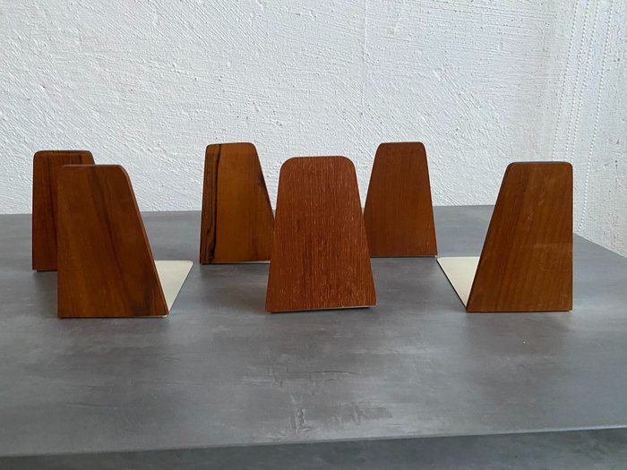 Buchstütze - Holz, Metall, Set mit sechs Buchstützen