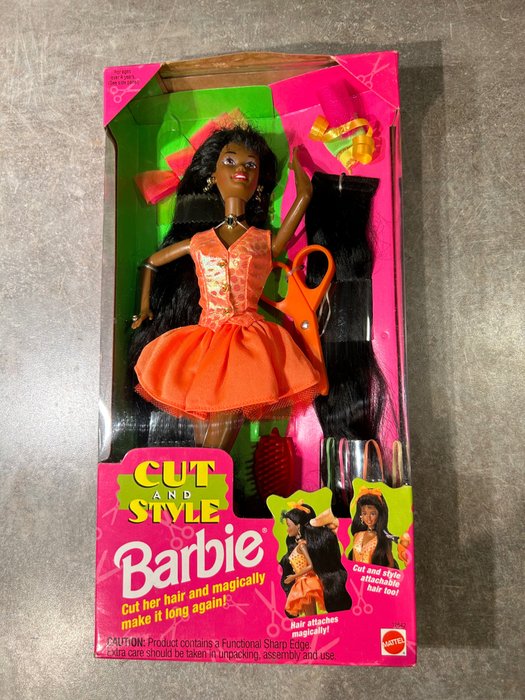 Mattel  - Muñeca Barbie Cut and style Barbie 12642 - 1990-2000 - Indonesia