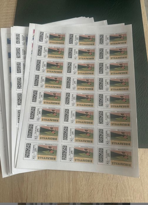 França  - Lote de 120 selos 20 gr carta verde