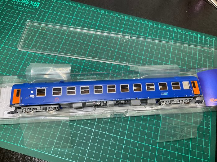 Roco H0轨 - 64878 - 模型火车客运车厢 (1) - ZSSK