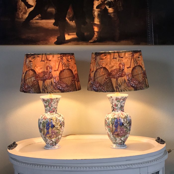 檯燈 (2) - 檯燈、藝伎花瓶和天鵝絨織物燈罩 - 陶瓷