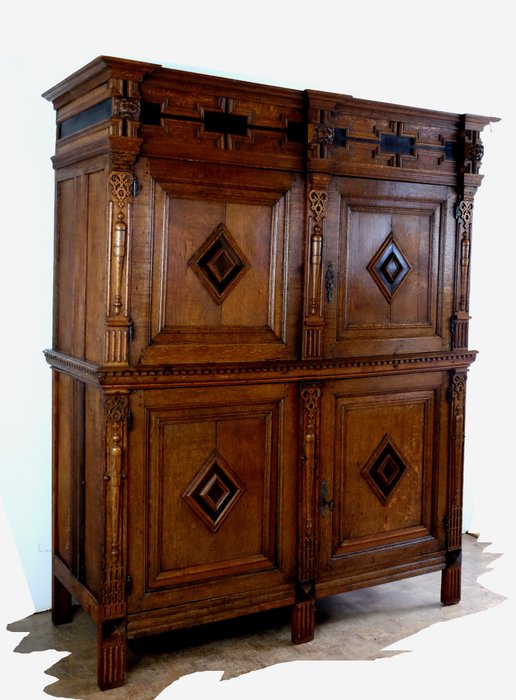 櫥櫃 - Zeer mooie vier deurs kast uit de Zuidelijke Nederlanden，第 17de eeuw。 - 橡木, 艾肯豪特