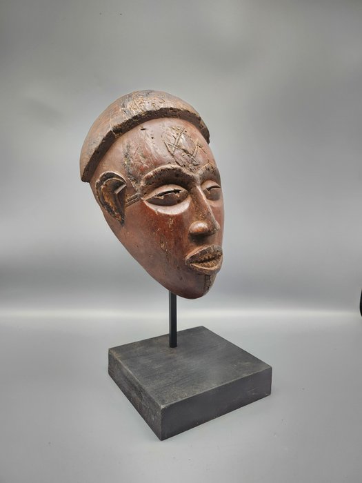 Mask - Angola  (No Reserve Price)