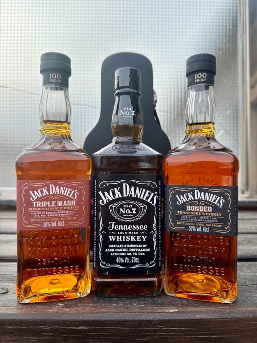 Jack Daniel's - Bonded - Old No 7 Guitar Edition - Triple Mash Limited Edition  - 70 cl - 3 flasker