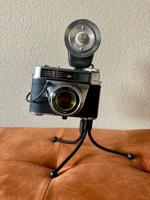 Kodak Retina Automatic I met Schneider-Kreuznach Retina-Reomar 2.8/45mm | Meetzoeker camera  (Zonder Minimumprijs)