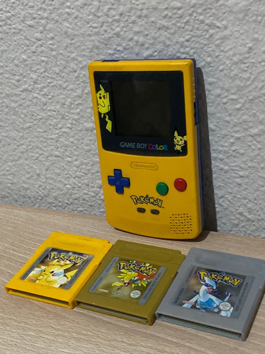 Nintendo - Gameboy Color Pokémon Special Edition (Pikachu) + Pokemon Amarillo+Oro+Plata - 电子游戏机 - 无原装盒