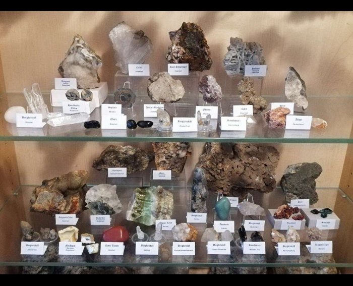 Mineraliensammlung über 50 Stück- 5000 g