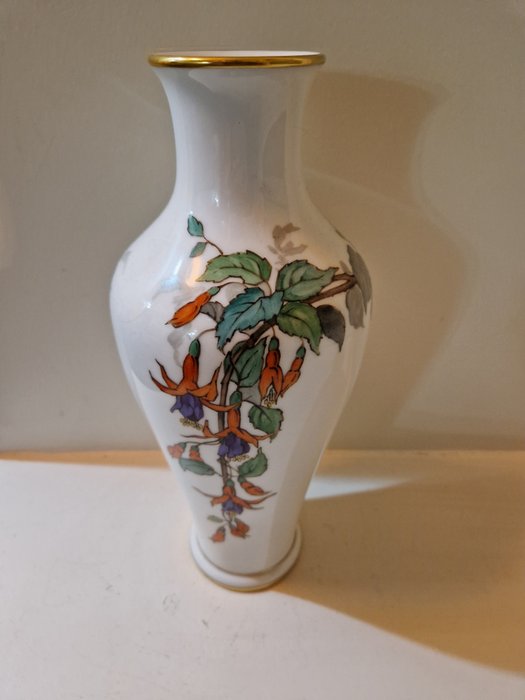 Sevres - Vase  - Porzellan