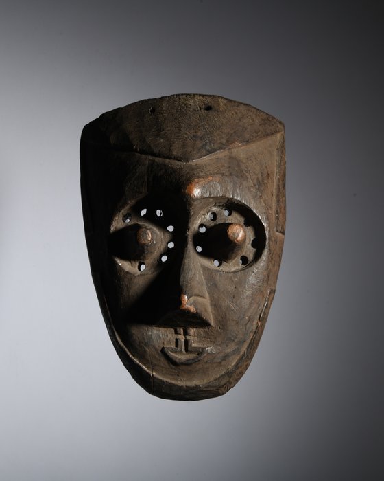 sculptuur - Hangend masker Minganji Gitenga - DR Congo