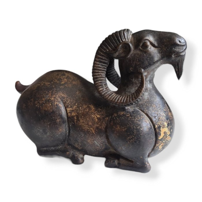 Impressive 'Ram' Scroll Weight - Patinierte Bronze - China