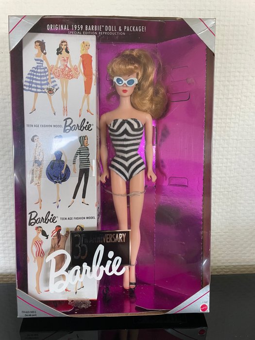 Mattel  - Boneca Barbie 35th Anniversary Reproduction - Malaysia