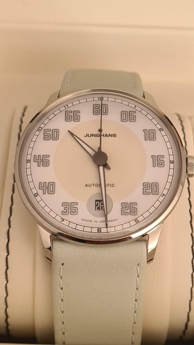 Junghans - Maister Driver Automatic - 中性 - 2011至今