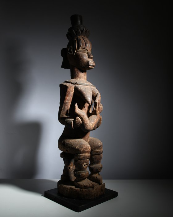 Scultura - Statua femminile di Urhobo - Nigeria