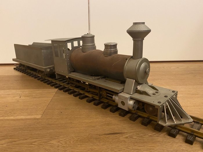 Artigianale 0 - Locomotora de vapor con ténder (1)