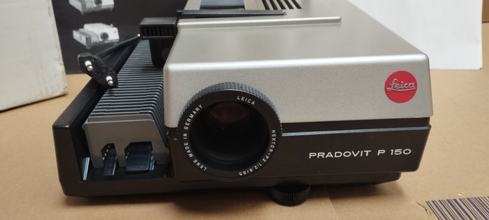 Leica Pradovit P150 Slide projector