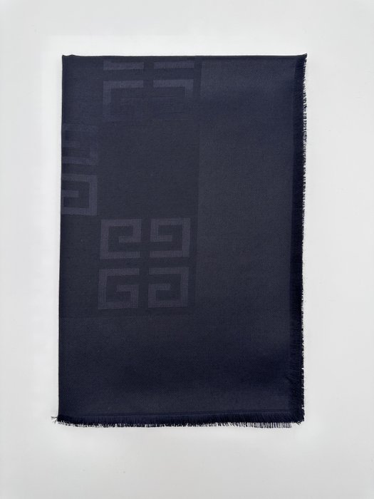 Givenchy - seta lana motivi grandi 4G all over nero 140x140 - Châle