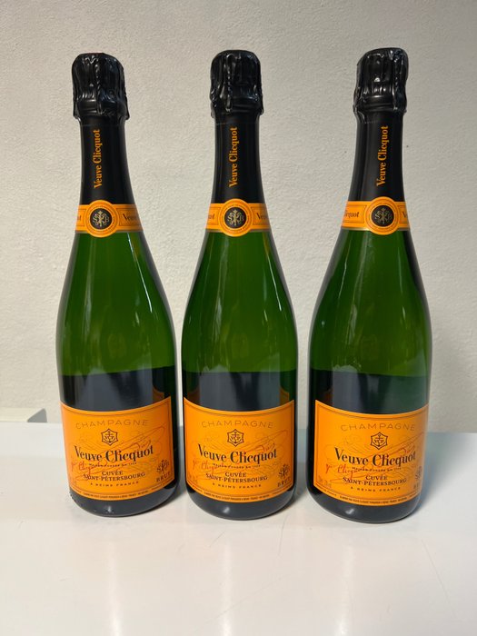Veuve Clicquot, Veuve Clicquot - Champagne - 3 Flaskor (0,75L)