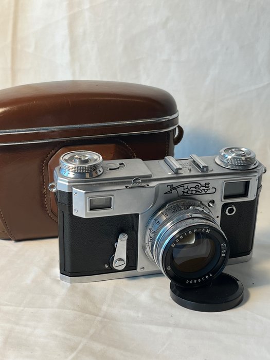 Kiev 4 A ( type 1 ) 1958 - 1974 + lens 50 mm 2.0 Cameră cu telemetru