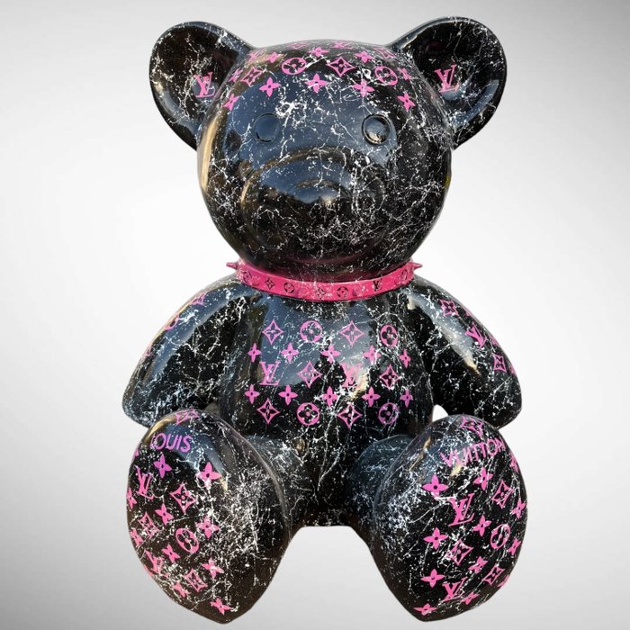 AmsterdamArts - XXL Louis Vuitton Black & Pink bear statue