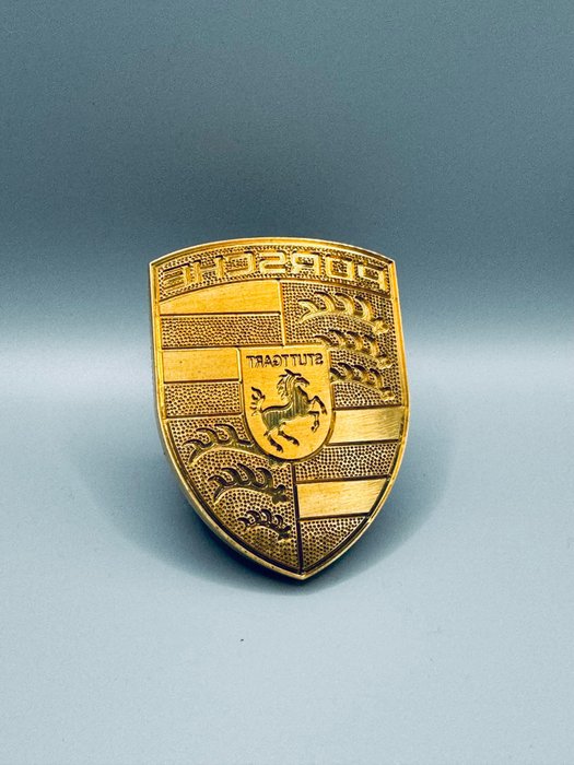 Porsche Werkzeugsiegel-Emblem aus Leder - Porsche