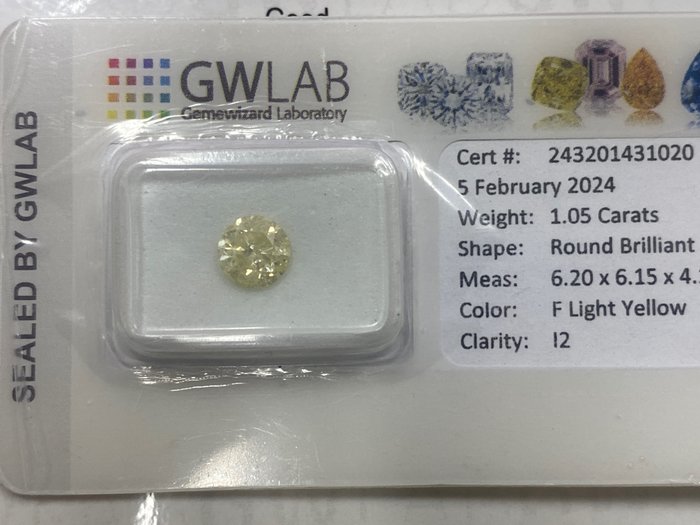1 pcs Diamantes - 1.05 ct - Redondo - Fancy Light yellow - I2, No reserve price