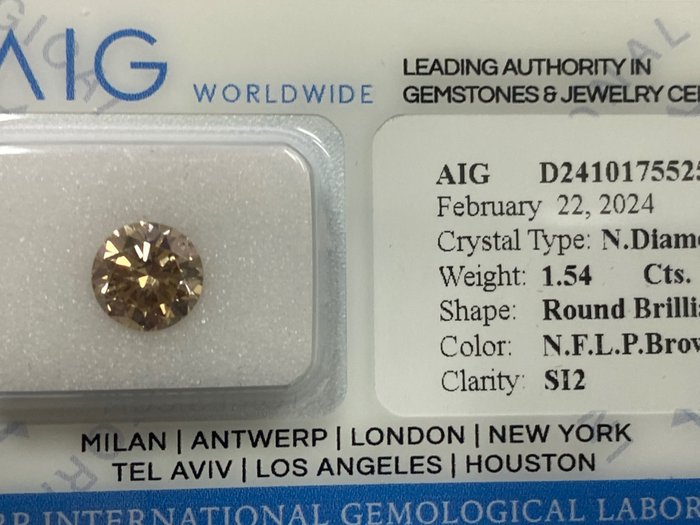 1 pcs Diamante - 1.54 ct - Rotund - Fancy Light pinkish  brown - SI2