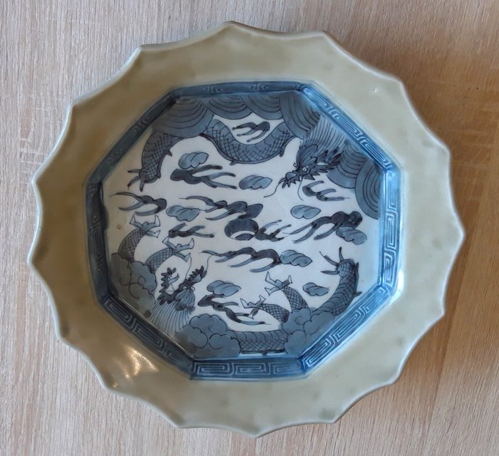盘子 - 古董蓝白瓷和青瓷伊万里 - 龙 - EDO