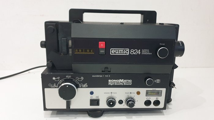 Eumig 824 / super 8 / Single 8 / standard 8 - Filmiprojektori
