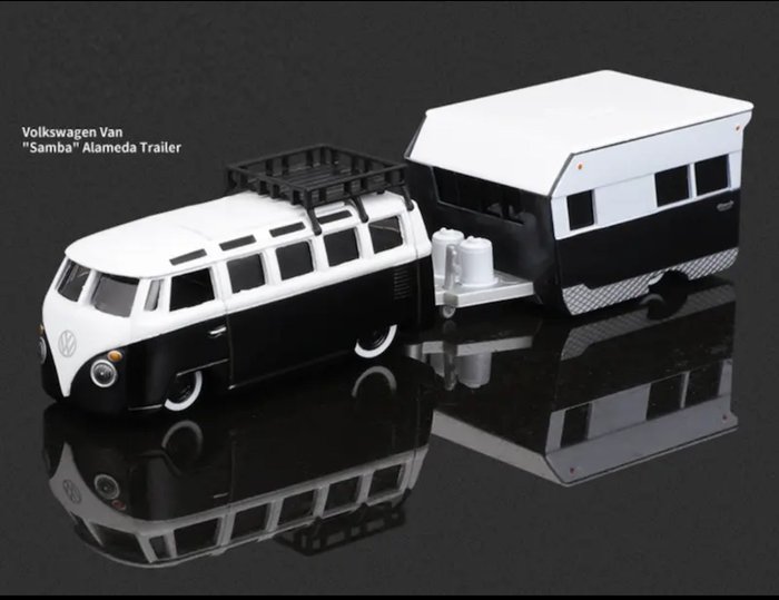 Maisto 1:64 - Pienoismalliauto  (2) -VW Samba Alameda Van trailer