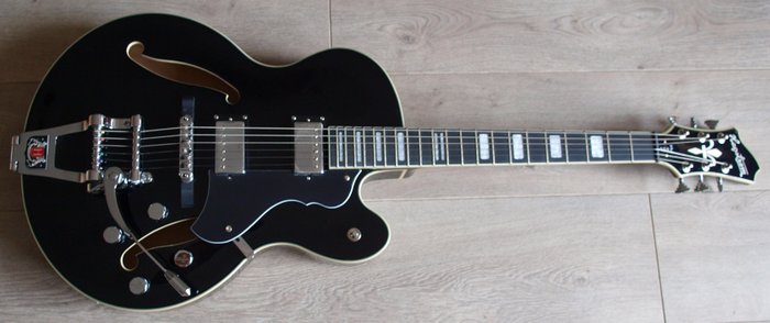 Hagstrom / Hagström – Tremar HJ500 Black Gloss met tremolo –  – Semi-hollow body gitaar