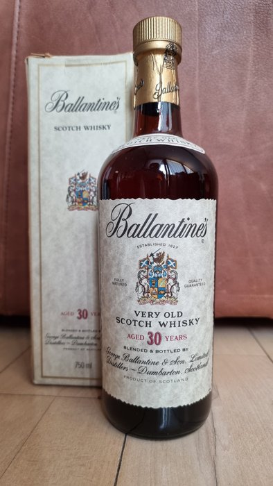 Ballantine's 30 years old  - b. 1980er Jahre - 750 ml