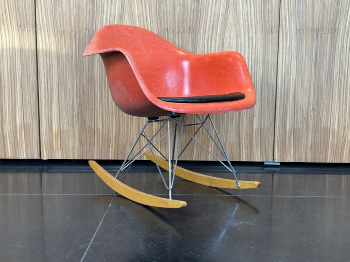 Herman Miller - Charles Eames, Ray Eames - 搖椅 - RAR - 玻璃纖維